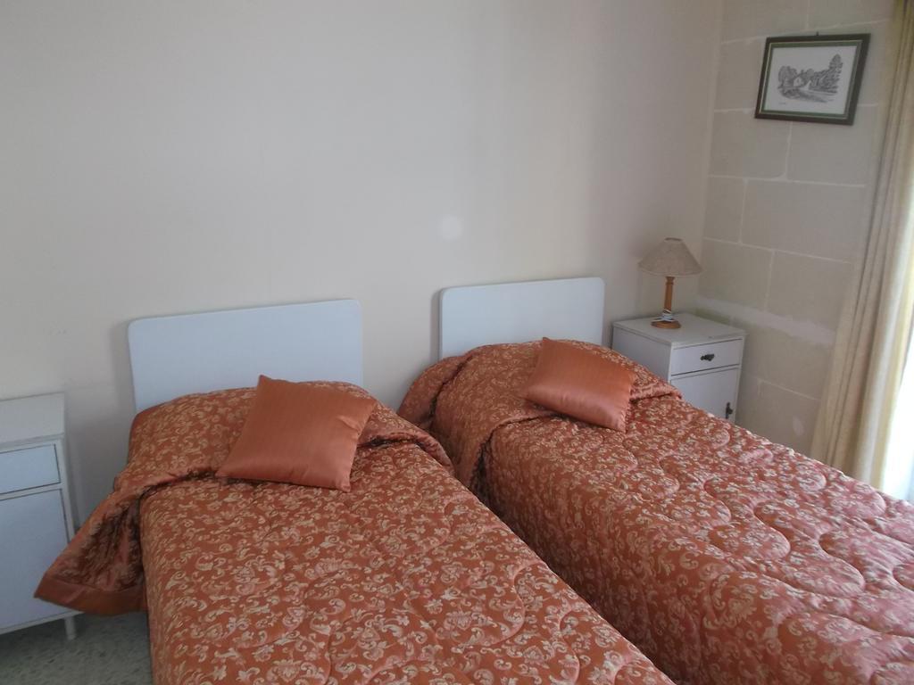 Ta' Karmni Appartement Marsalforn Kamer foto