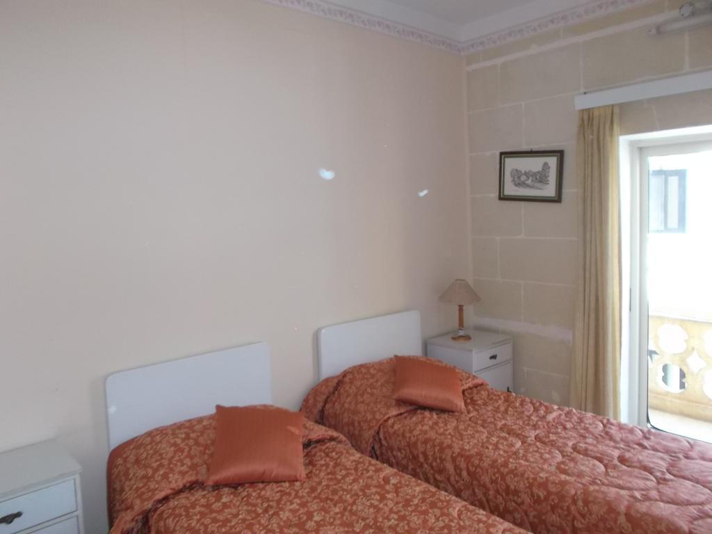 Ta' Karmni Appartement Marsalforn Kamer foto
